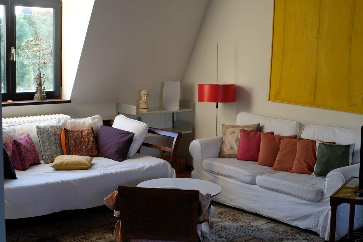 010-Dachwohnung-Frankfurt-Airbnb-13 Stylish Attic holiday apartment with view in Frankfurt City %Bockenheim